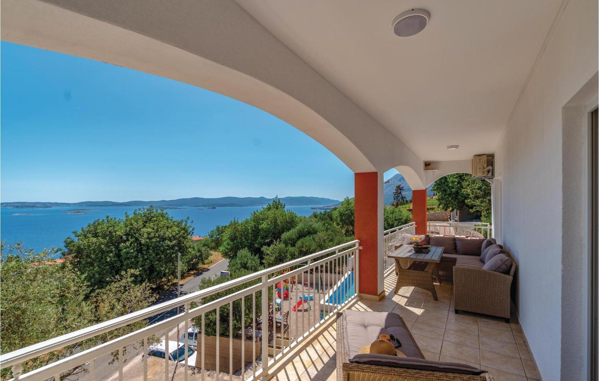 Nice Apartment In Orebic With House Sea View Exteriör bild